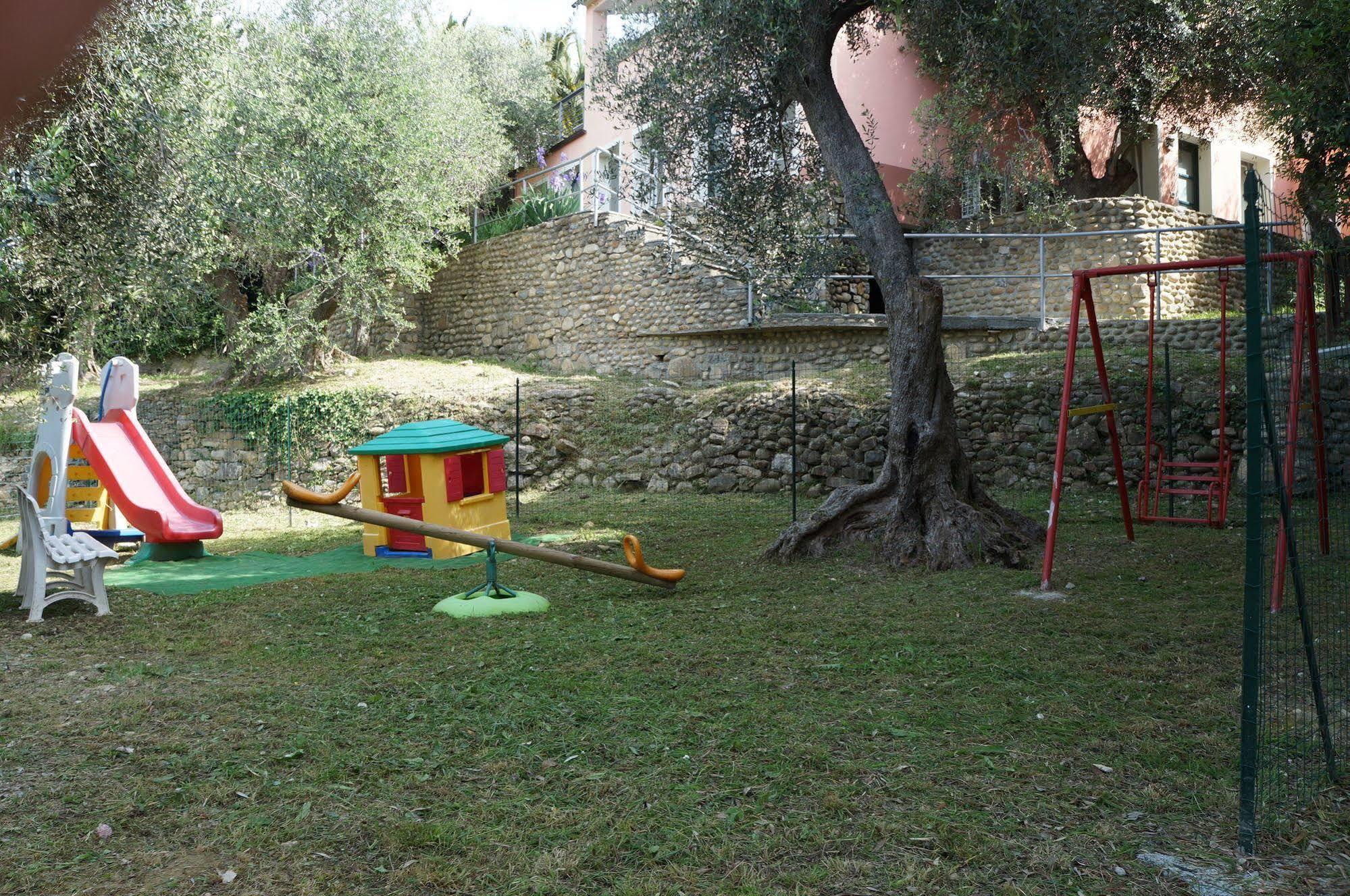 Villaggio Rta Borgoverde Imperia Exterior foto